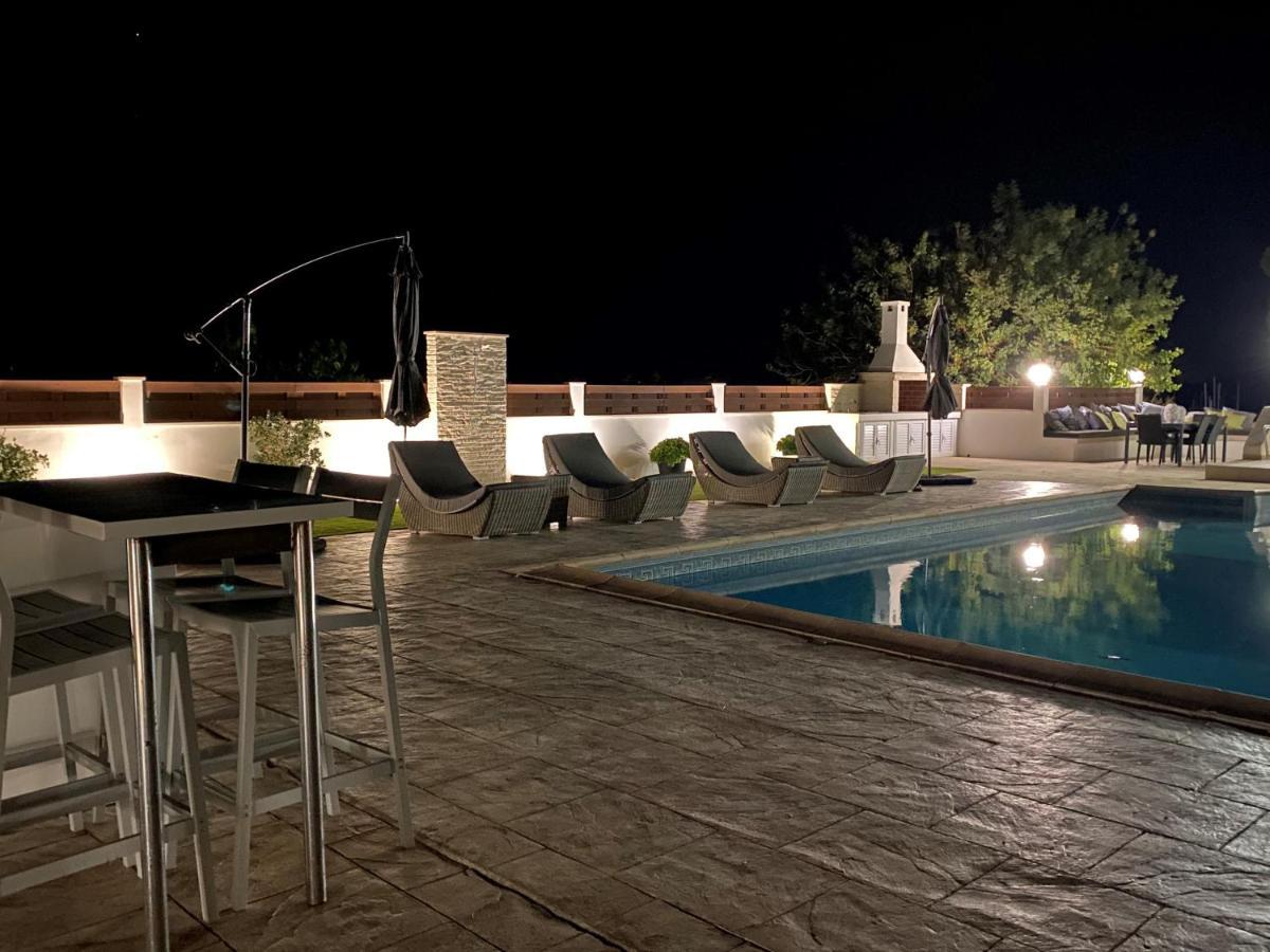 The Belvedere Villa Latchi ภายนอก รูปภาพ